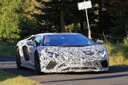 Lamborghini Aventador Erlkönig