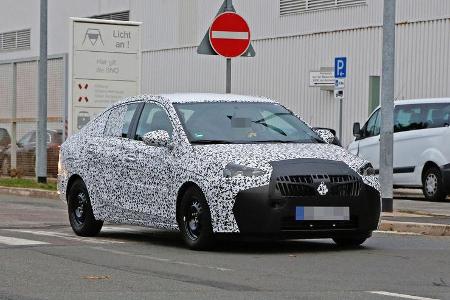 Erlkönig Opel Corsa Limousine