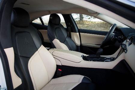 VLF Automotive Destino V8