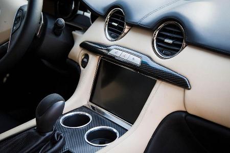 VLF Automotive Destino V8