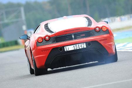 Mit 78 von 80 möglichen Punkten steht der Ferrari 430 Scuderia an der Spitze der Supertestliste.
