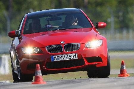 ... ein sportliches Coupé vom Schlage eines BMW M3 ...