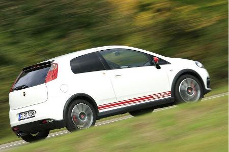 ... wollen mit 336 Euro monatlich vergütet werden. Steigt die Jahresfahrleistung auf 30.000 km an, sind es 490 Euro.