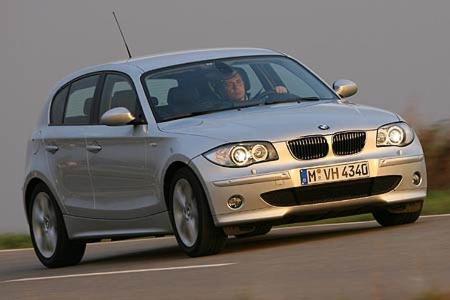 Die Topmotorisierung im 1er BMW ist der Drei-Liter-Reihensechser mit 265 PS.