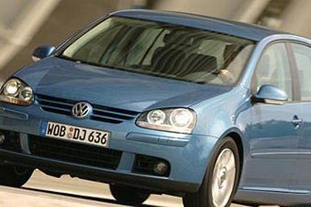 Der VW Golf hält sich optisch zurück. In der Sportline-Ausführung ...