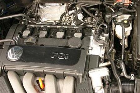 Der 2.0 FSI-Motor klingt rau, bietet aber sehr gute Durchzugswerte.