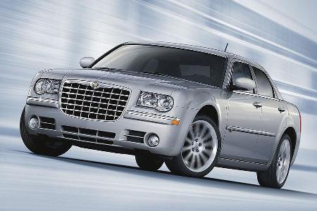 Im Topmodell, dem SRT8 6.1 werkelt ein V8 mit 431 PS.