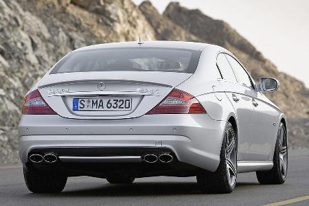 Die Spitze markiert der CLS 63 AMG mit 6,3-Liter-V8-Saugmotor und 514 PS Leistung. Macht unterm Strich ein Plus von 290 PS.