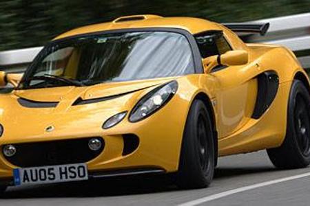 Mit exklusiven Ausstattungsfeatures und einem 247 PS starken Kompressormotor verspricht der Lotus Exige 240R fahrdynamischen...