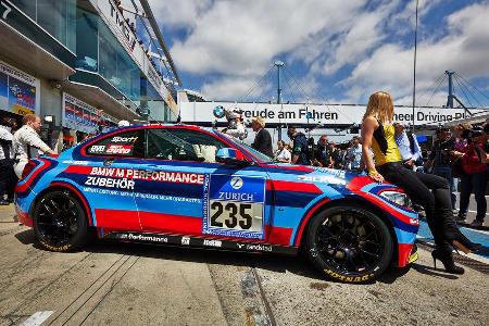 sport auto-Redaktionsleiter Marcus Schurig unternimmt in diesem Jahr wieder einen Selbstversuch auf der Nordschleife. Sein G...