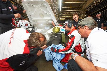 Frikadelli-Racing-Team - Porsche GT3-R - 24h-Rennen Nrburgring 2014 - 21.06.2014