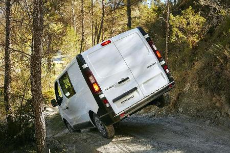 Renault Trafic X-Track Transporter 2016