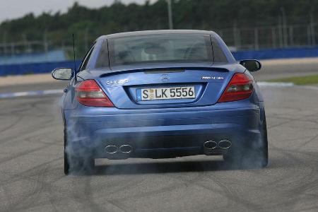 Mercedes SLK 55 AMG: Tune Up; Folge 3: Mit Hardtop als Sondermodell Black Series 11