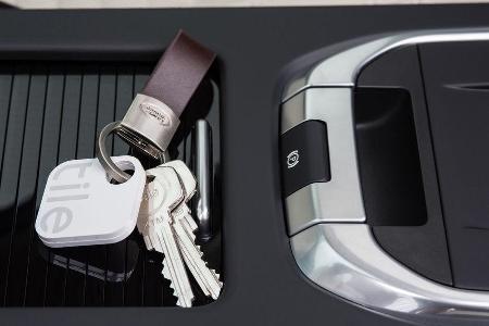 Land Rover Discovery Sport 2017 mit Tile-App