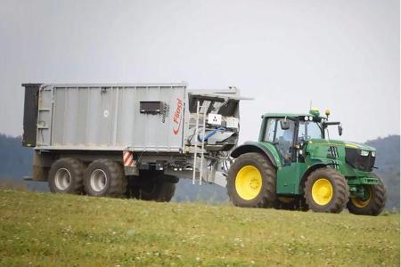 John Deere elektrischer Traktor