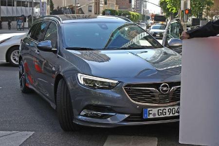 Erlkönig Opel Insignia Grand Sport