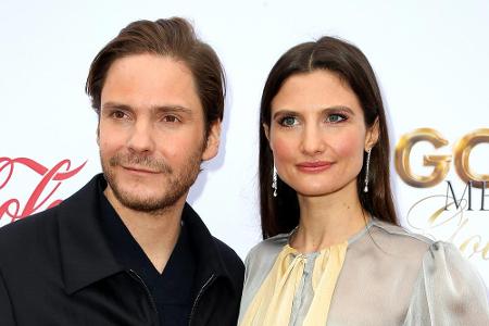 Daniel Brühl und seine Ehefrau Felicitas Rombold wurden Ende August zum zweiten Mal Eltern. Sie freuen sich über einen Sohn.