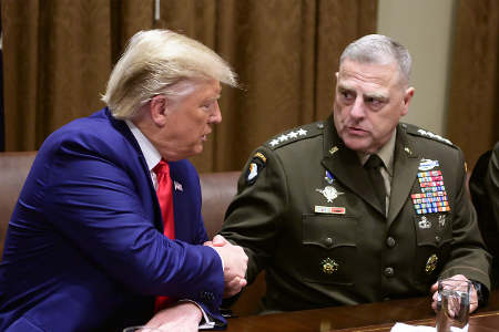 PNGTrump mit US Army General Mark A Milley imago images ZUMA Press.png