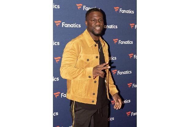 ...Kevin Hart. Als der als Oscar-Moderator angekündigt wurde, fanden Kritiker jahrzehntealte Tweets, in denen sich der Komik...