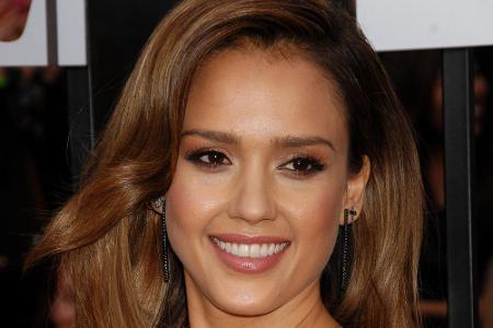 Vollzeit-Mama Jessica Alba weiß genau, wie schädlich so manches Beauty-Produkt sein kann. Deshalb brachte die Schauspielerin...