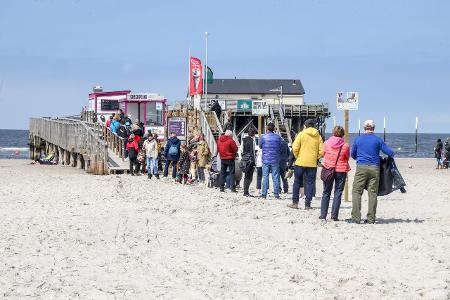 Schleswig-Holstein, St. Peter Ording, Touristen, Öffnungen