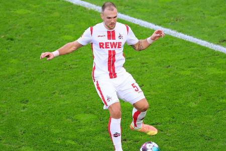 Kochte die Kieler Angreifer zunächst gekonnt ab. Blieb beim 0:1 (59.) ohne Fehler. Stand bei Serras Lattenkopfball (77.) zu ...