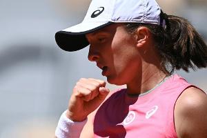 French Open: Titelverteidigerin Swiatek meistert erste Prüfung