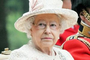 Queen Elizabeth II. trauert um fünf Monate alten Dorgi-Welpen