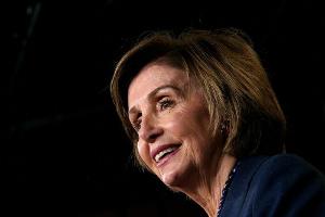 Pelosi fordert diplomatischen Boykott der Peking-Spiele - China spricht von "Lügen"