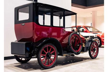 1917 Mitsubishi Model 'A' Scale Model