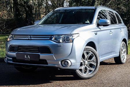 2015 Mitsubishi Outlander PHEV GX4hs