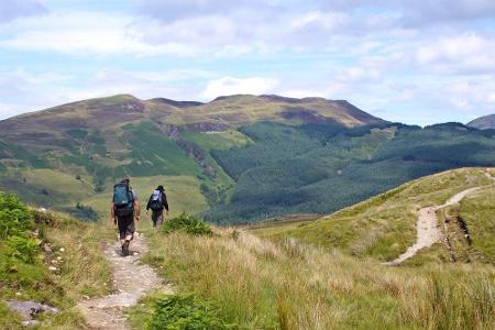 Der West Highland Way führt über 154 km von Milngavie nach Fort William. Die atemberaubenden Highlands versetzten garantiert...