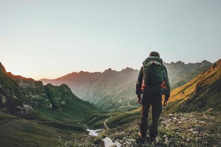 Allein in die Wildnis: Weltweit sehnen sich Menschen danach, wieder reisen zu können.