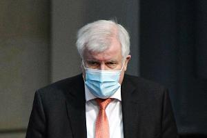 Bundesinnenminister Seehofer hat sich mit dem Coronavirus infiziert