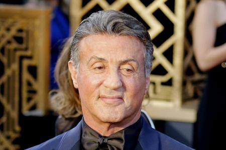 Die Skandal-Lawine hat auch Sylvester Stallone (71) erreicht. Eine heute 47-jährige Frau behauptet, 1986 von Stallone und de...