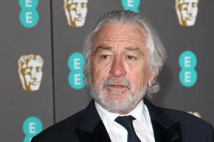 Robert De Niro hat sich am Bein verletzt