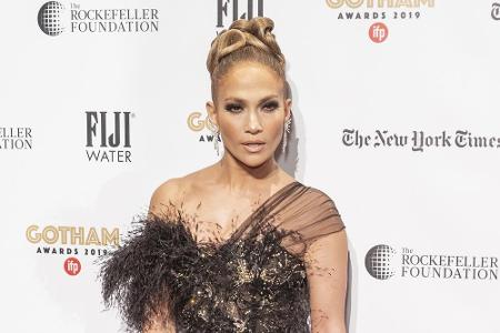 Auch Jennifer Lopez hat in der Modebranche überzeugt. Mit ihrer Kollektion 