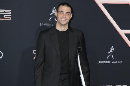 Schauspieler Noah Centineo trennte sich im April von Internetstar Alexis Ren - nach einem gemeinsamen Jahr. Der Netflix-Lieb...