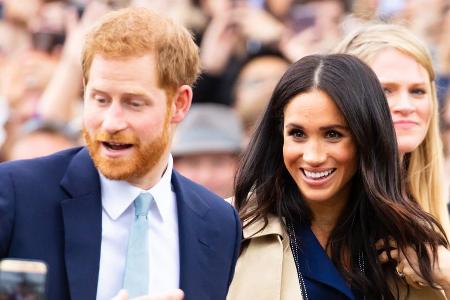 Die Wachsfiguren von Prinz Harry und Herzogin Meghan stehen in London nun neben Brad Pitt und George Clooney.