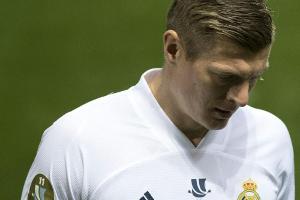 Kontaktperson: Kroos zunächst in Isolation