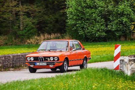 Zeitreise: Unterwegs im BMW 525 (E12) 