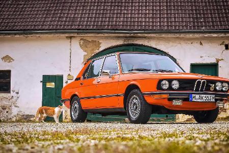 Zeitreise: Unterwegs im BMW 525 (E12) 