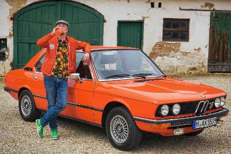 Zeitreise: Unterwegs im BMW 525 (E12) 
