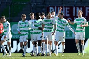 Fürth verlängert mit Itter, Schaffran und Kratzer