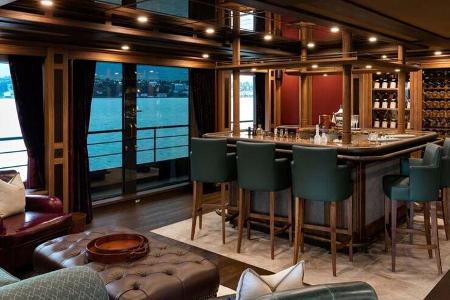 Ragnar Yacht