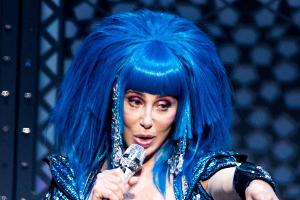 Cher bekommt ihr eigenes Biopic