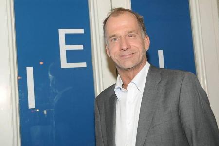 Georg Uecker (54) sorgte mit seiner HIV-Beichte für Schlagzeilen. Doch auch andere Stars bekennen sich dazu, mit der Krankhe...