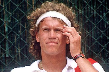 1988 wurde bei Tennisprofi Michael Westphal die HIV-Infektion festgestellt. Vor seinem Tod 1991 beendete er seine Sportkarri...