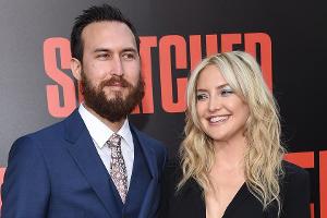 Kate Hudson schneidet ihrem Partner die Rockstar-Mähne ab