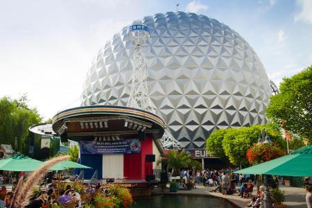 Der Europapark ist einer der beliebtesten Freizeitparks Deutschlands. Highlight ist eine Tour von Oktopus Snorri, der die Ki...